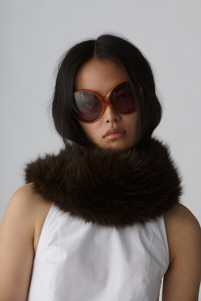 Suud Collection Bitter Brown Fur Neck Collar
