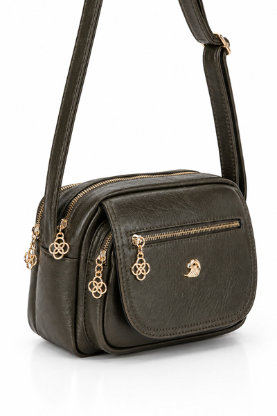 MILANOFOX Women's 4-Compartment Soft Leather Cover Gold Color Clover Zipper C...