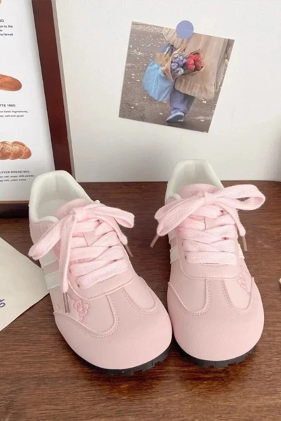 claine Pembe Hello Kitty Nakışlı Kawaii Y2K Sneaker Ayakkabı
