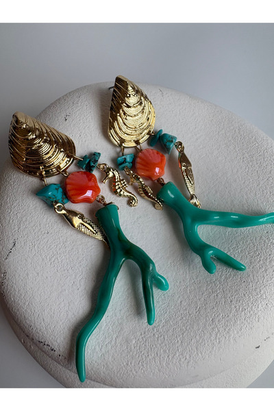 BHR AKSESUAR Gold Color Sea Shell Green Coral Earrings (8 cm)