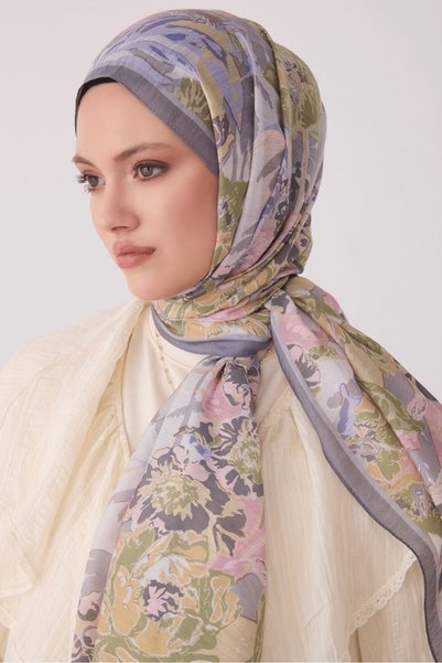 Belli شال أزاليا بنمط فريش ساندا