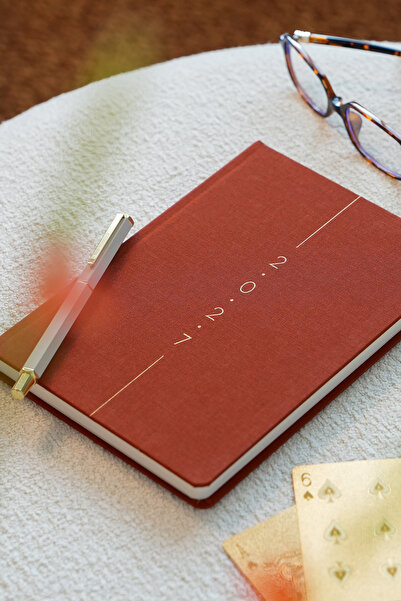 Matt Notebook 2027 Year A5 Linen Weekly Agenda 15X21 cm - 12 Months Cinnamon