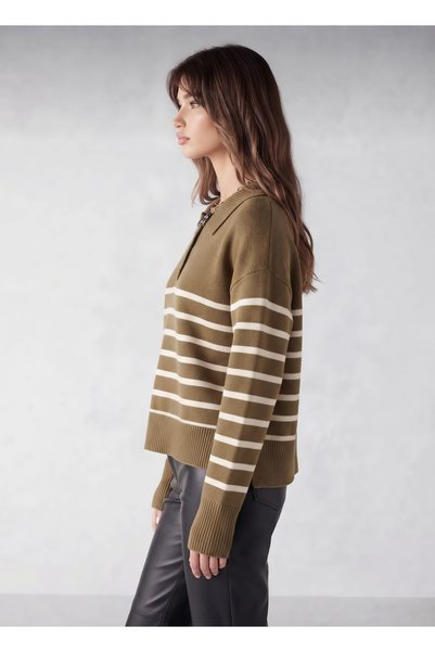 soft&basic Women's Striped Polo Collar Side Slit Buttoned Oversize Knit Sweater