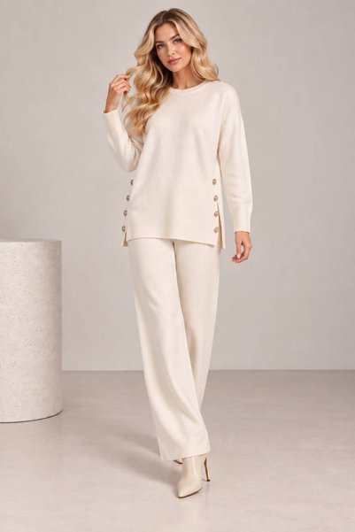 MAY MARA Women's 2-piece knit set with side button detail