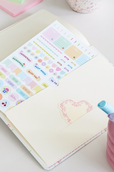 Matt Notebook 2027 Year A5 Weekly Agenda 15X21 cm - 12 Months