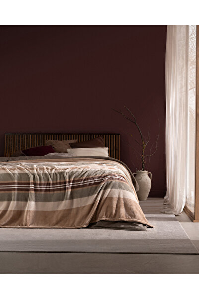 Madame Coco Mozel Double Wellsoft Printed Blanket - Beige/Khaki