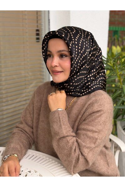 LA BOUTIQUE SURA SILK SCARF