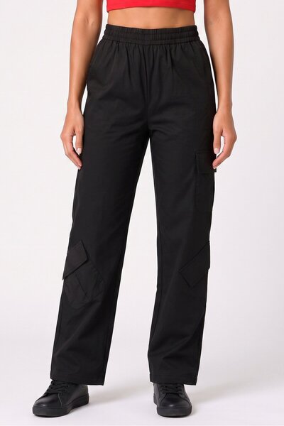 Pretty Little Thing Women Regular Fit Solid Cargo Pants, Black