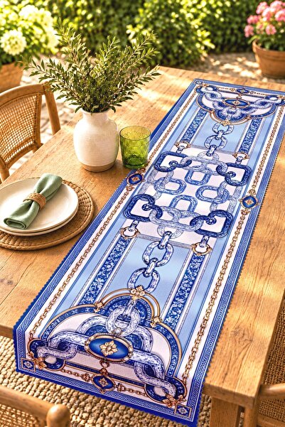 EVPANYA Framed Horse and Chain Pattern Runner / Tablecloth / Placemat
