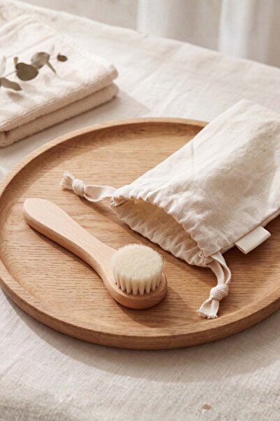 vivamaison Horsehair Facial Brush for Dry Brushing with Wooden Handle and Cot...