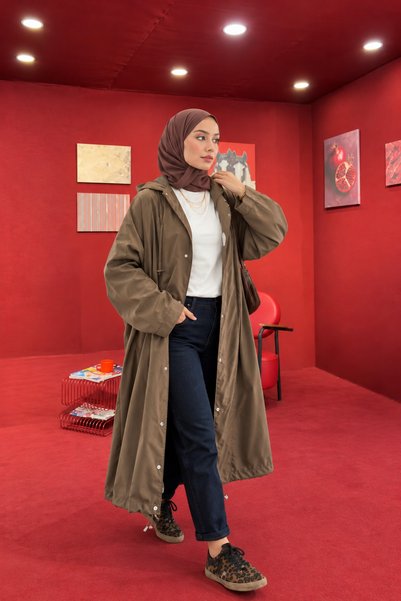 FUEGO VELVET Tesettür İnce Mont Kadın Kapüşonlu Mevsimlik Uzun Mont Kahverengi Oversize Hafif Mont (1beden küçük almanız önerilir)