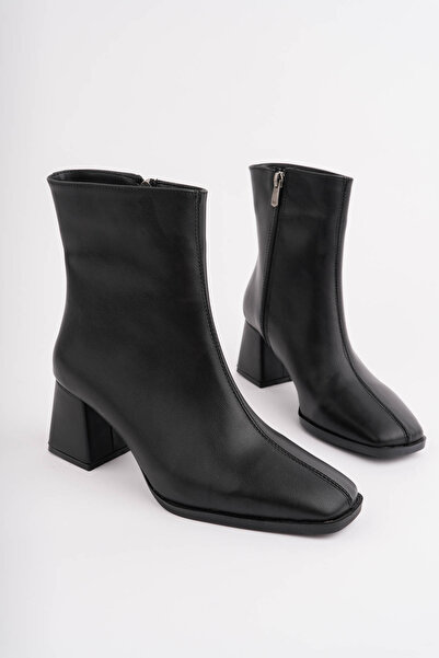 Egepass Nayi̇ss Women's Heeled Boots with Blunt Toe and Side Zipper _ Heeled ...