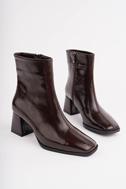 Egepass Nayi̇ss Women's Heeled Boots with Blunt Toe and Side Zipper _ Heeled ...