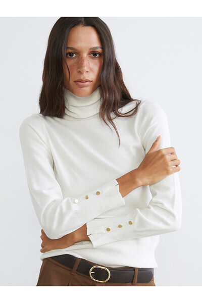LC Waikiki Nevavm Farkıyla Lcw Vision Ecru Turtleneck Women's Knitwear Sweater