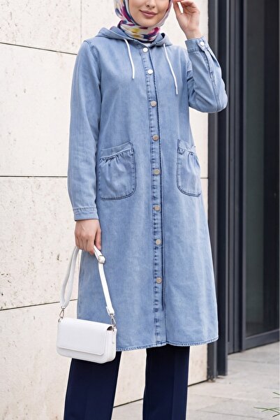 Modamorfo Double Pocket Hooded Buttoned Front Denim Jacket - Ice Blue