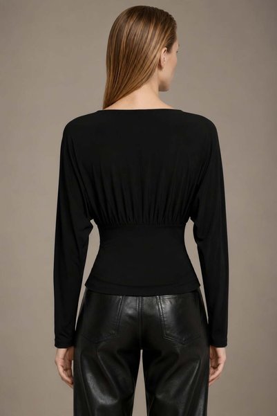 HAKKE Kadın V Yaka Büzgü Detaylı Crop Bluz