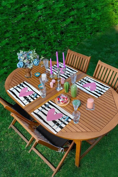 Generic Brand Pink Heart Patterned 4-Piece American Service Set with Black St...
