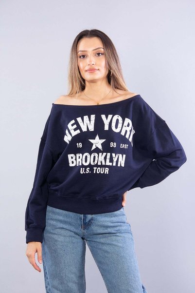 Mckanzie 7056 new york embroidered wide collar sweatshirt