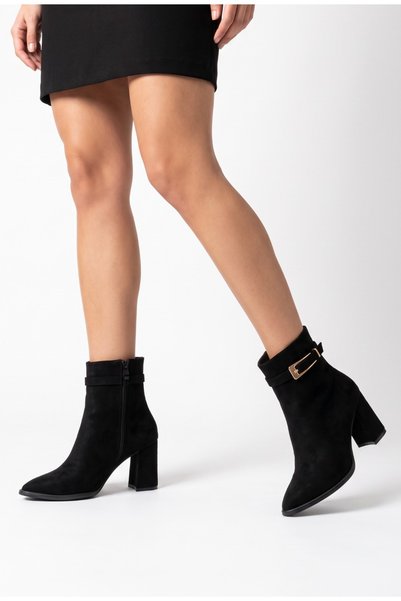 Redoxy Women's Special Design Buckle Detailed Zippered Pointed Toe Mid-Heeled Black Suede Boots