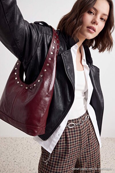 TRENDYOL SHOES Burgundy Oval Women's Medium Shoulder Bag Takaw26Oc00051