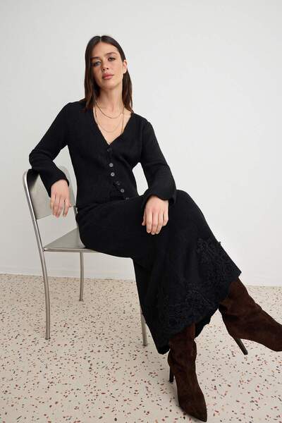 Trendyol Collection Set de tricotaje negru cu detaliu din dantelă la tivul fu...