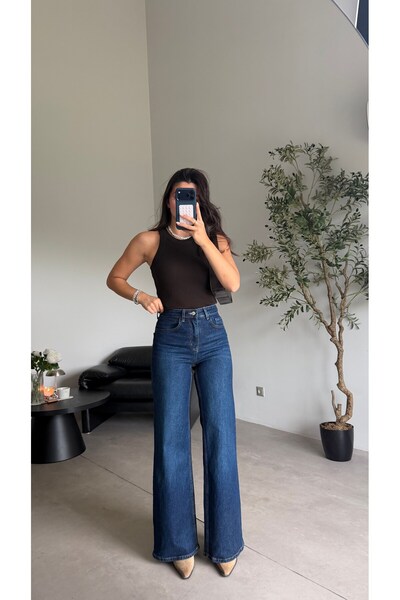 Bade Butik Navy blue wide leg jeans