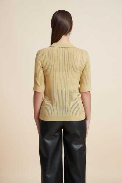 Yola Plain Blouse with Shirt Collar and Half Sleeves