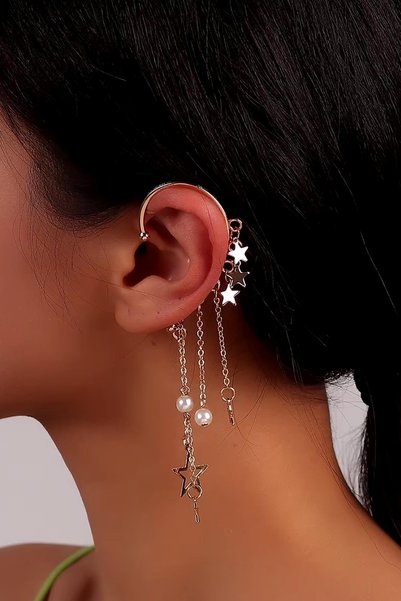 New Obsessions Yıldız Detaylı Kulak Deliği Gerektirmeyen Gümüş Renkli Ear Cuff - Kıkırdak Küpesi