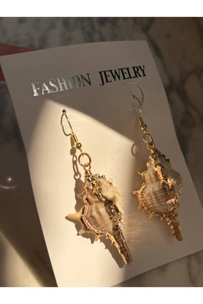 luckybaby Seashell Elegant dangling earrings made of high-quality natural shells, handcrafted with a stylish design that gives a delicate and attractive look.