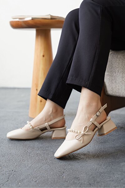 MODAADAM Women's Maste Pearl Low Heeled Shoes - Nude Leather
