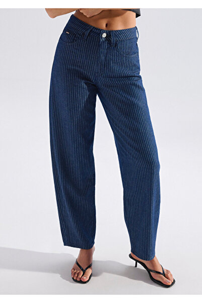 Mavi Pantaloni din denim cu dungi, amestec de in, ediția Tıya 1018900-A4227