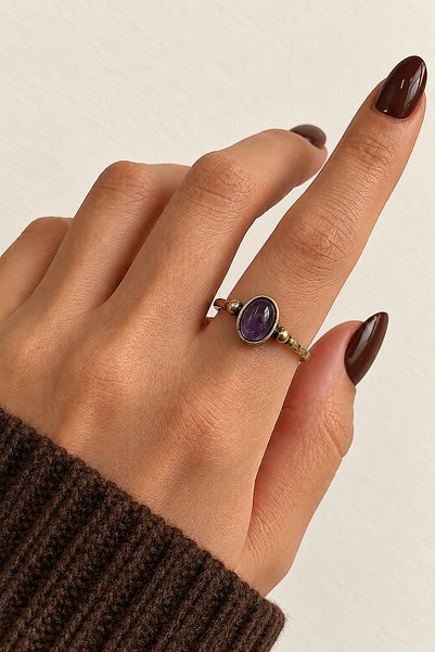 Leo'Stone Vintage Series Adjustable Rustproof Tarnish Free Straight Sleeve Ellipse Design Amethyst Natural Stone Bronze Ring