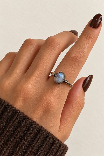 Leo'Stone Natural Moonstone Ellipse Bronze Adjustable Women's Vintage Ring Does Not Tarnish