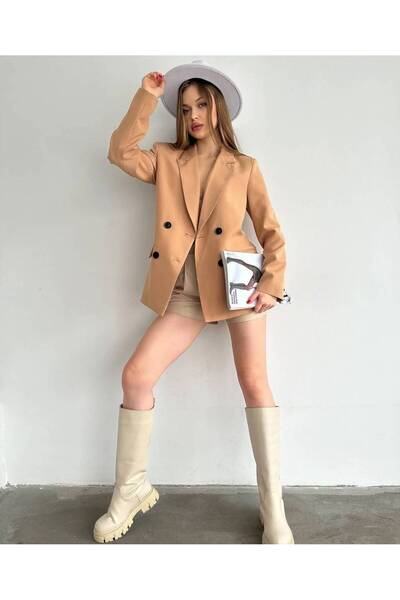 VELLİNE DÖRT DÜĞMELİ KADIN BLAZER CEKET