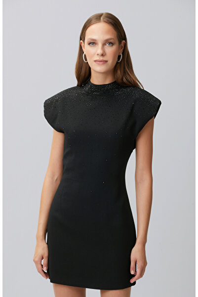 Network Slim Fit; Dik Yaka; Cepsiz; Kolsuz; Dekolteli; Taş Baskılı; Mini Elbise