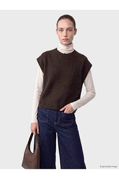 LC Waikiki Alita City Lcw Comfort Brown Knitwear Plain Oval Neck Women's Sweater