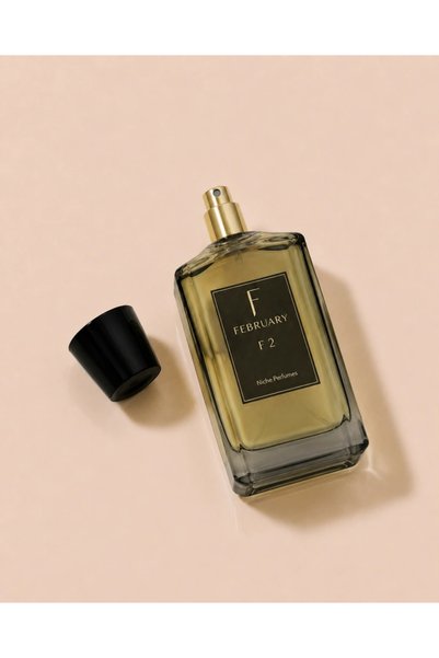 February عطر F2 | عود فاخر وجلد دافئ بلمسات فاكهية -