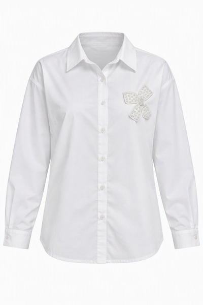 Generic Brand Cămașă Damă Albă Oversize cu Aplicație Floare Decorativă și Per...