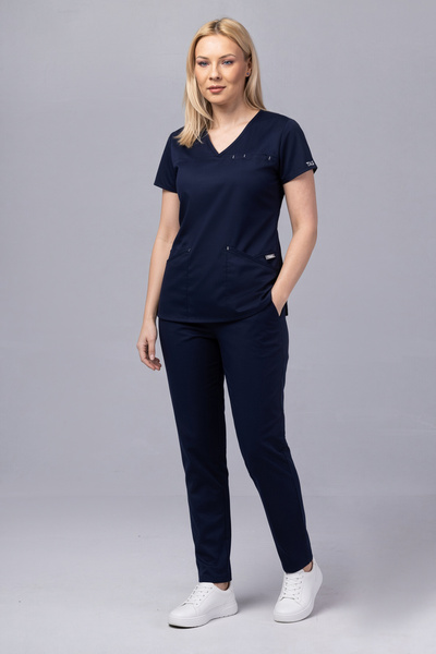 tag Costum Medical Premium Damă LADYCOOL– Uniformă Medicală din Bumbac Subțire, de Vară, Slim Fit, Bleumarin