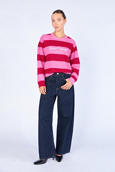 TENA Women's Red Crew Neck Discrit Originals Lettering Printed Thick Striped Sweatshirt