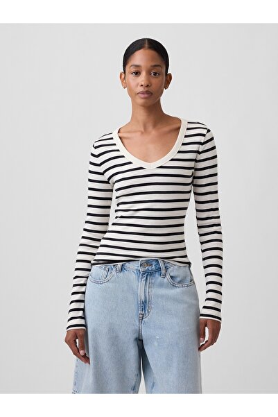 GAP Kadın Kırık Beyaz Modern Fitilli V-Yaka T-Shirt