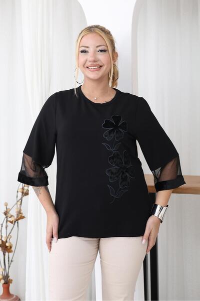 Siyezen Plus Size Floral Embroidery Detailed Blouse