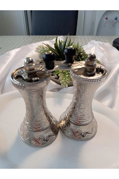 EA EURO AKSESUAR TAKI VE AKSESUAR Authentic Zamak Salt, Pepper and Spice Mill (11 cm)