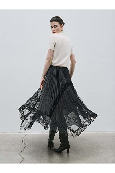 BAQA Pile and Lace Detailed Skirt