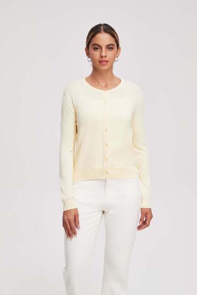 menta Waist-Length Cardigan With Long Sleeves And Front Buttons