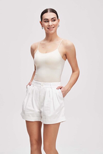 menta Solid Shorts With Pockets