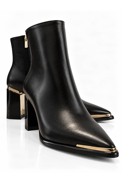 Lizy Shoes حذاء نسائي أسود بكعب 8 سم ومقدمة مدببة، حذاء كاحل أنيق للاستخدام اليومي مع تفاصيل معدنية