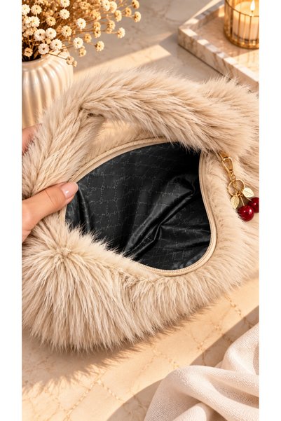 seraptakidunyasi Women's Plush Handbag with Cherry Accessories, Soft Textured Daily Bag
