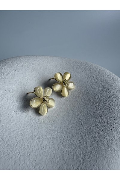 BHR AKSESUAR Colorful Tiny Daisy Earrings (1.8 cm)