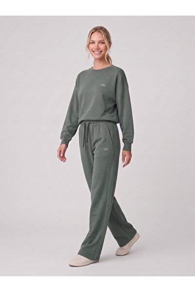 Noe Collection Women's Crew Neck Long Sleeve Tracksuit Set Comfortable Fit Loose Leg Two-Piece Sportswear